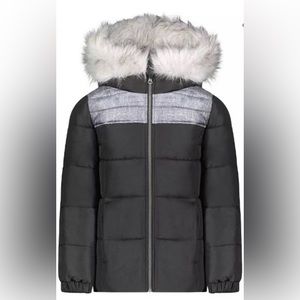 WEATHERTAMER
Big Girls Coat with Faux Fur Trim NWT